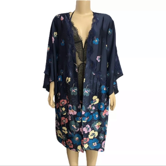 NEW Victoria’s Secret Dream Angels SATIN Long Robe M/L - Picture 3 of 4